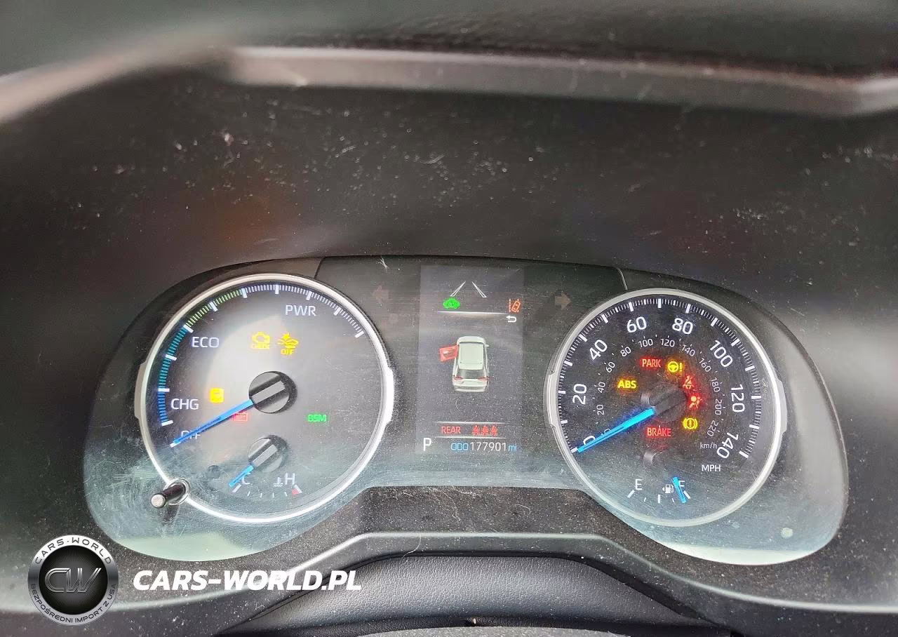 2020 Toyota Rav4 Le VIN:2T3MWRFV7LW055424 - 9