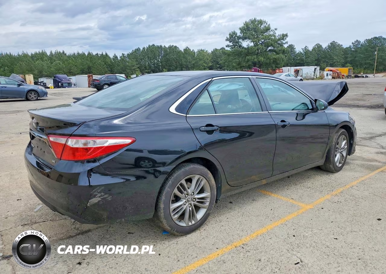 2016 Toyota Camry Se VIN:4T1BF1FK9GU545473 - 3