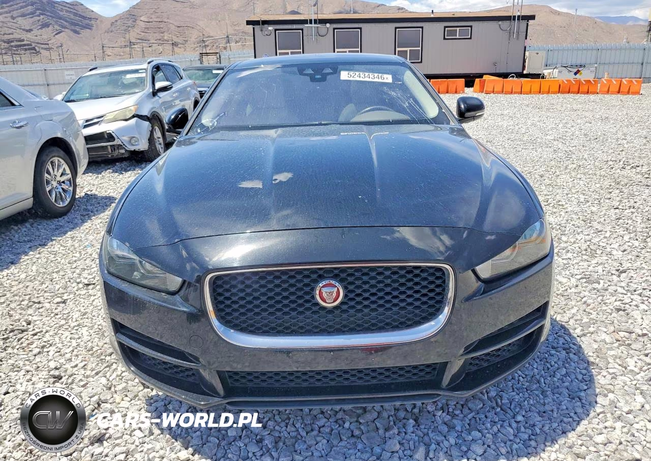 2017 Jaguar Xe Premium VIN:SAJAJ4BV8HCP14987 - 5