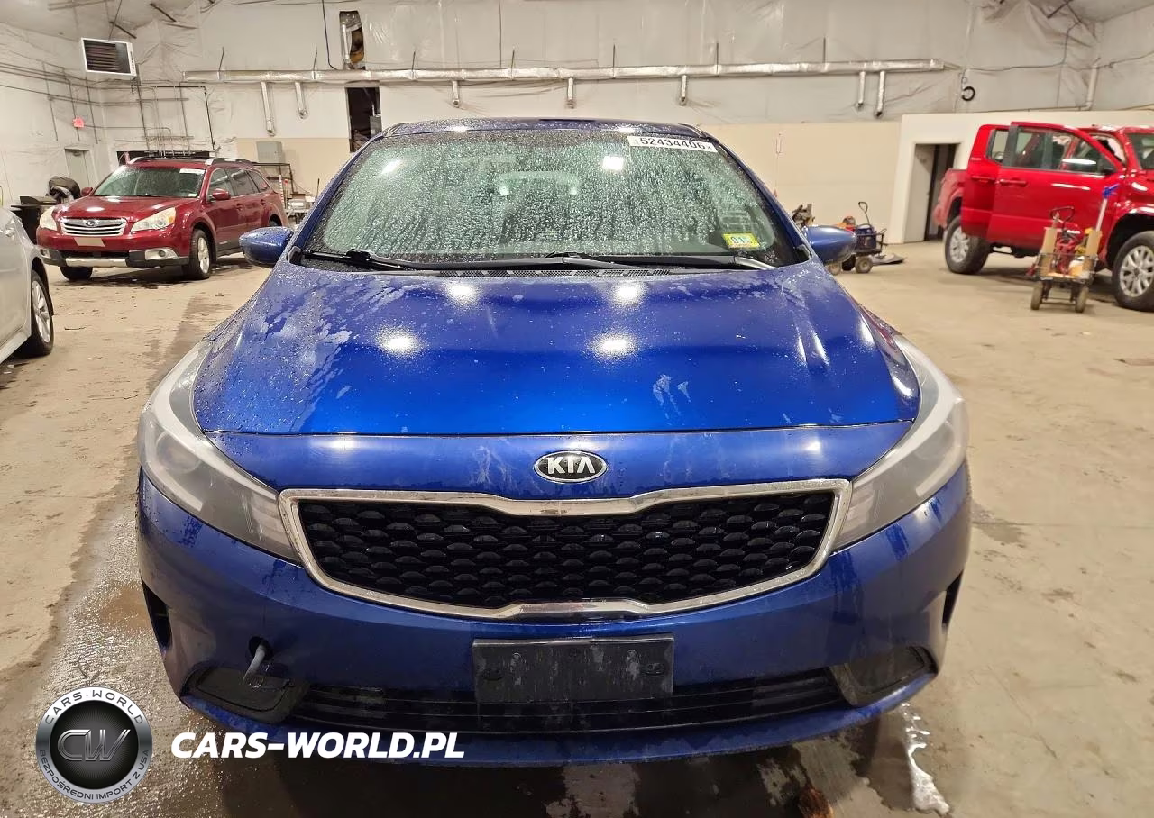 2018 Kia Forte Lx VIN:3KPFK4A78JE258749 - 5