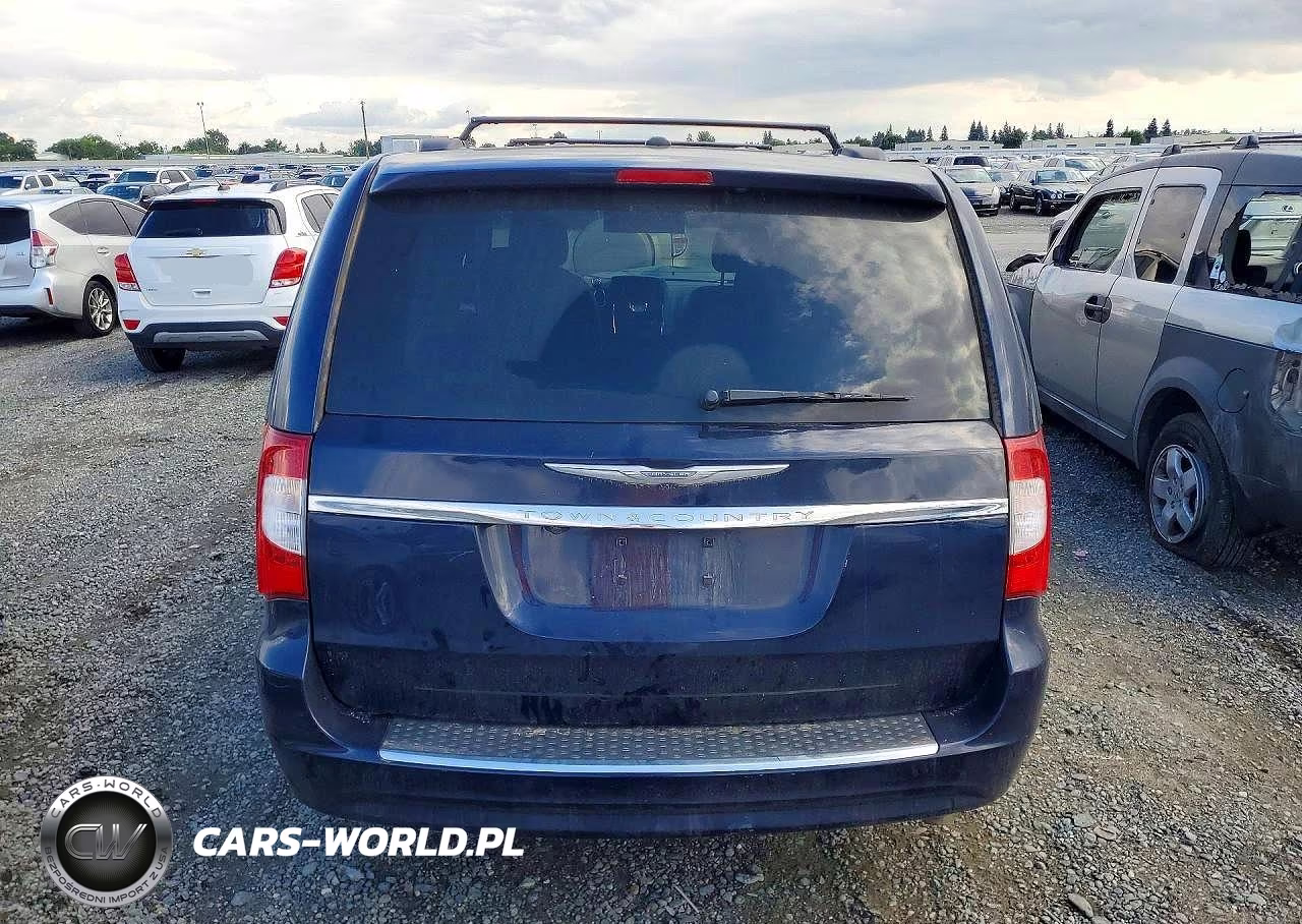 2016 Chrysler Town & Country Touring VIN:2C4RC1BGXGR175273 - 6