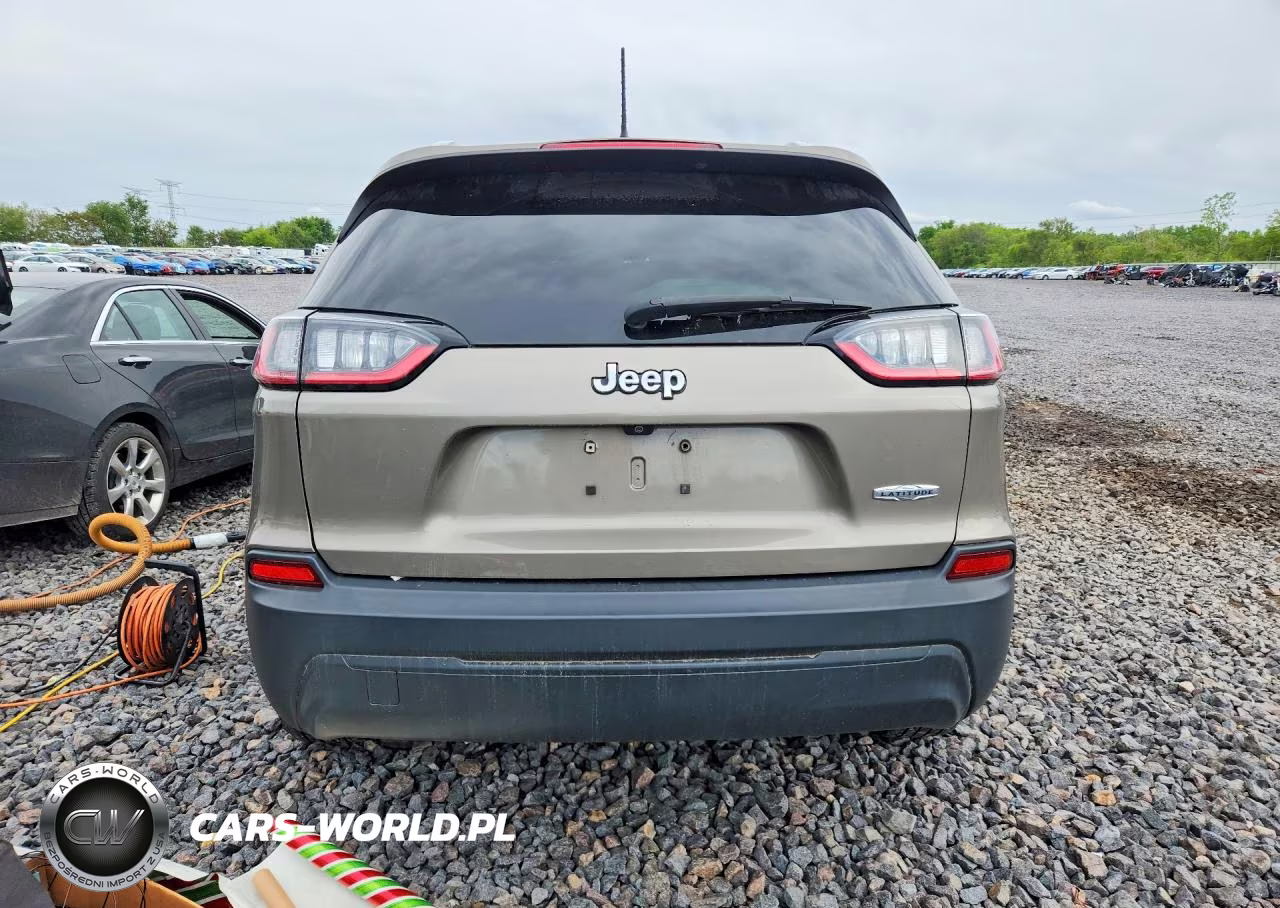 2019 Jeep Cherokee Latitude VIN:1C4PJLCB0KD247993 - 6