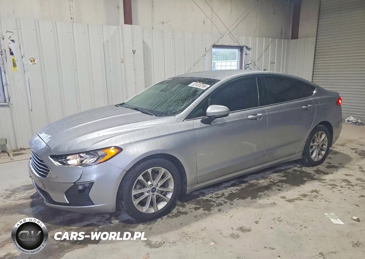 2020 Ford Fusion Se