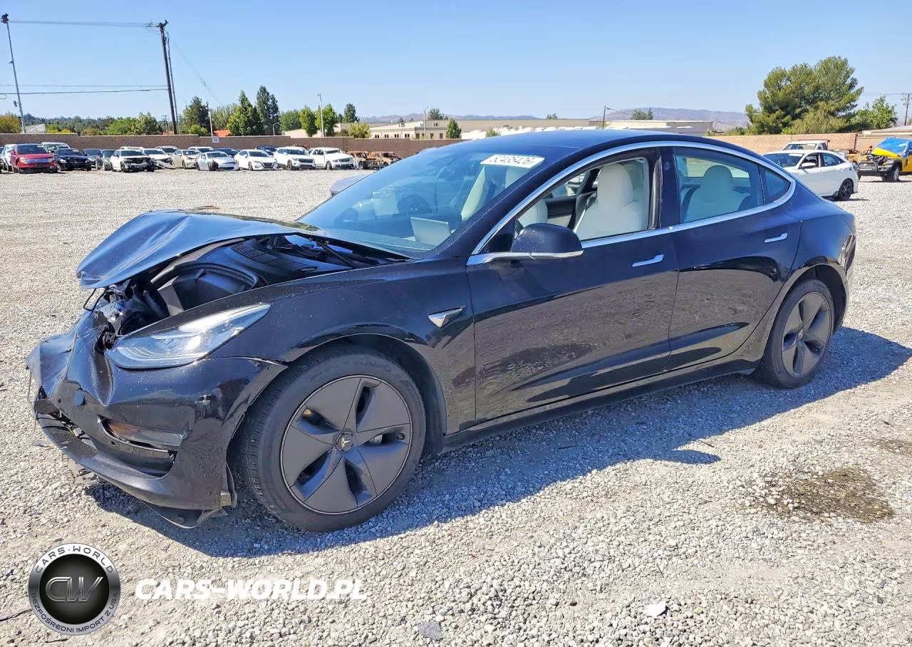 2018 Tesla Model 3 – zdjęcie 1 z 12