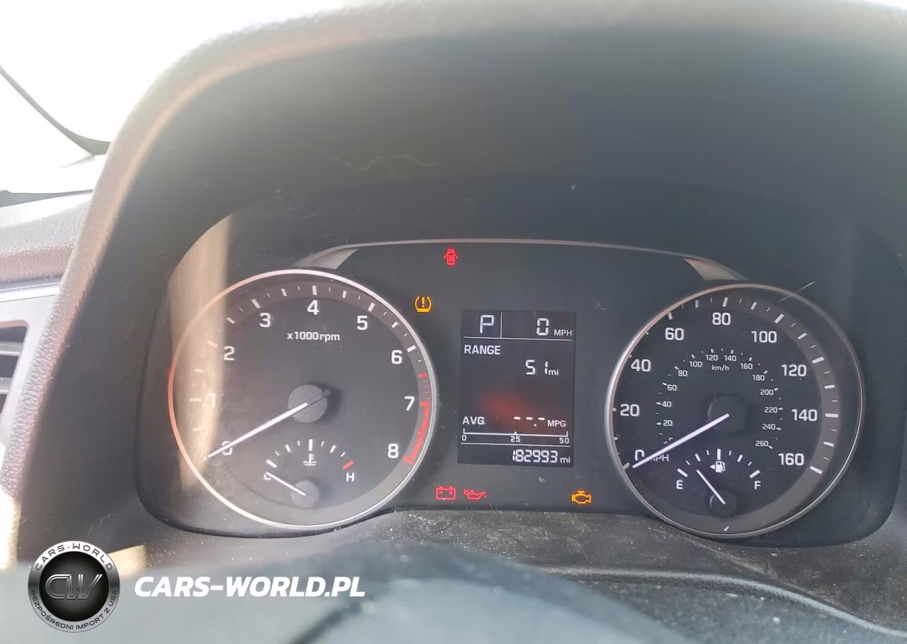 2018 Hyundai Elantra Se VIN:5NPD74LF5JH260001 - 9