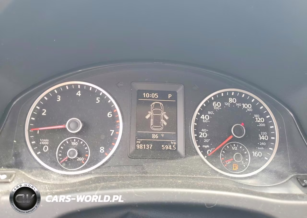 2016 Volkswagen Tiguan S VIN:WVGAV7AX4GW569494 - 9