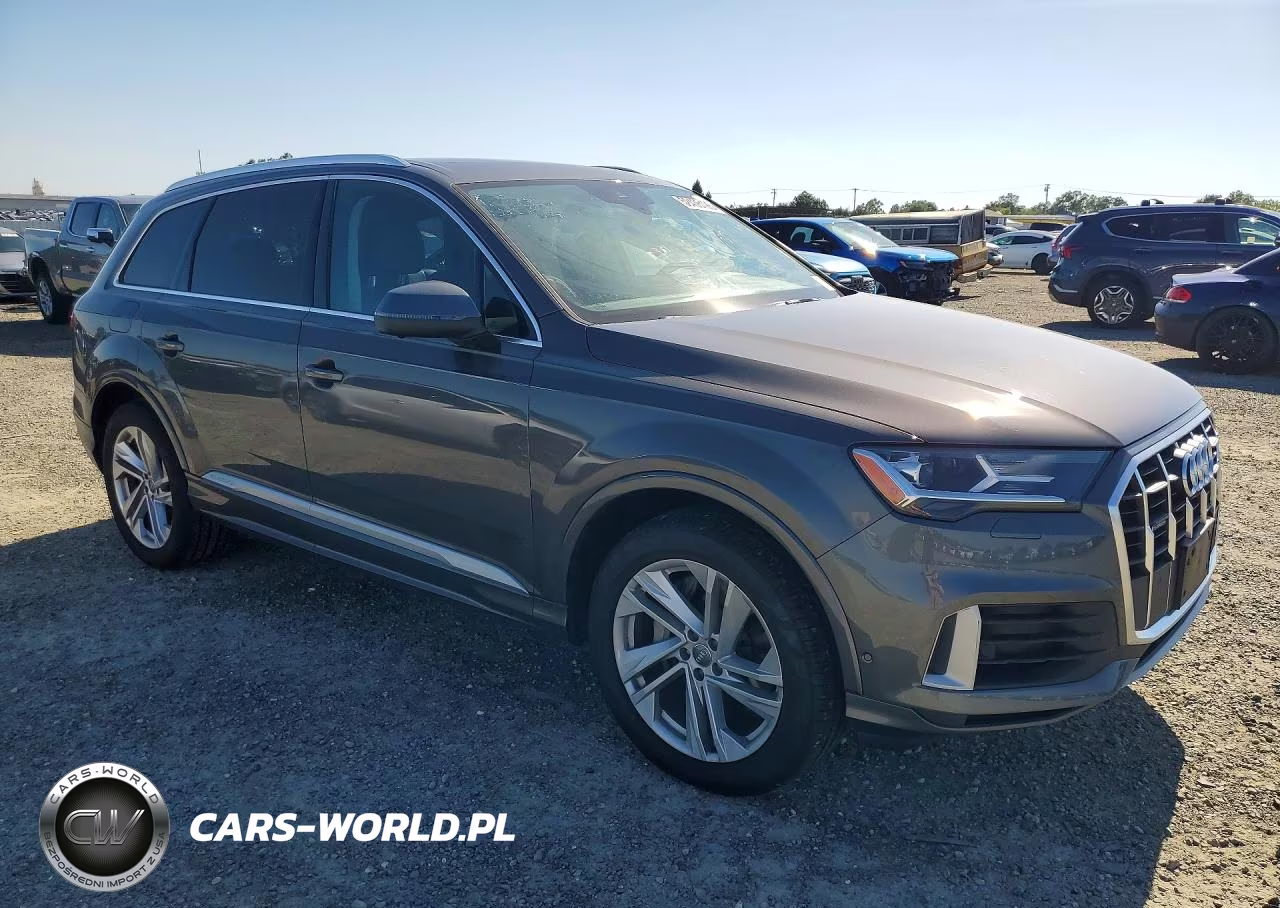 2020 Audi Q7 Premium Plus VIN:WA1LXAF7XLD002820 - 4
