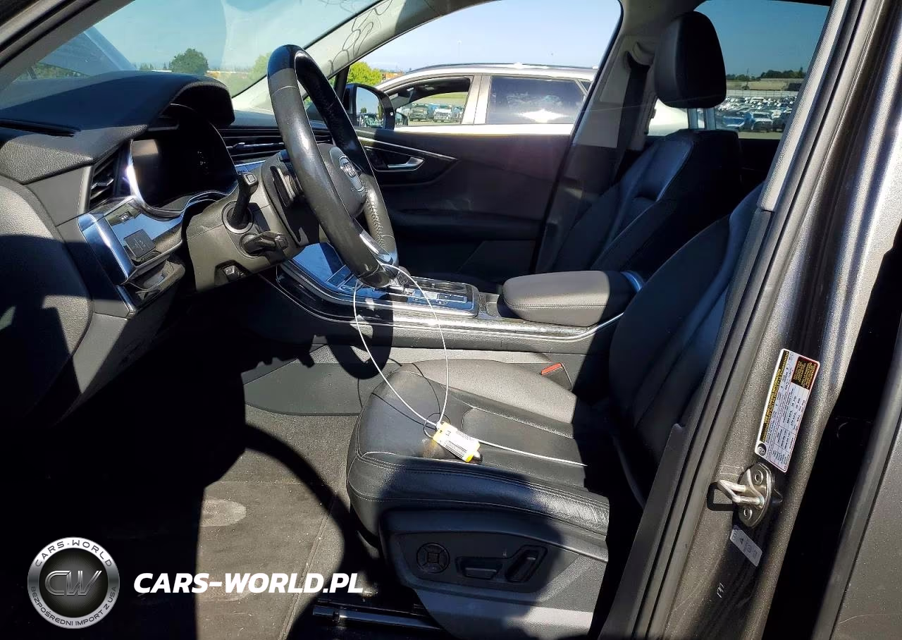 2020 Audi Q7 Premium Plus VIN:WA1LXAF7XLD002820 - 7