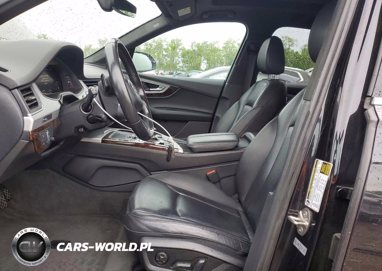 2019 Audi Q7 Premium Plus VIN:WA1LHAF75KD016992 - 7