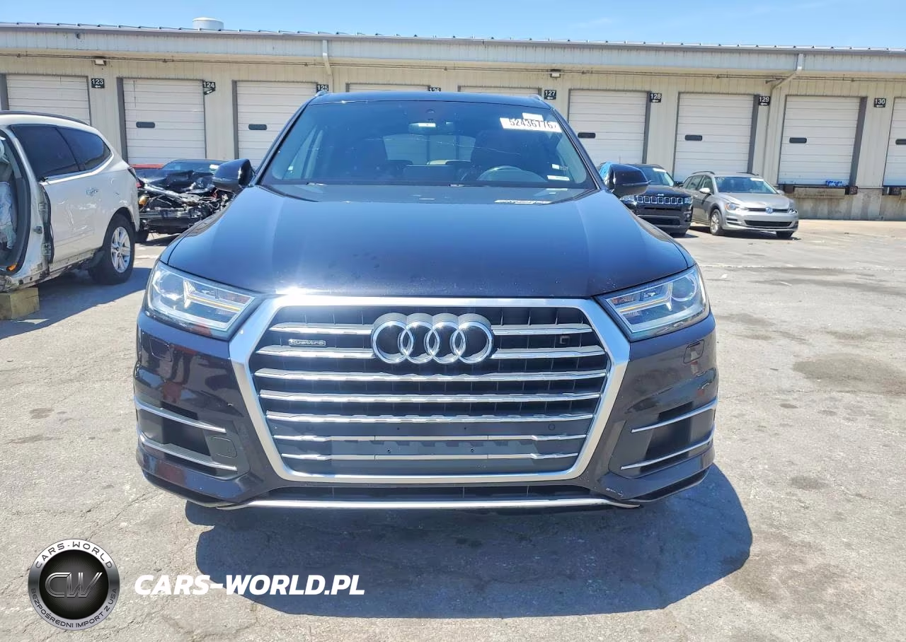 2017 Audi Q7 Premium VIN:WA1AHAF7XHD042424 - 5