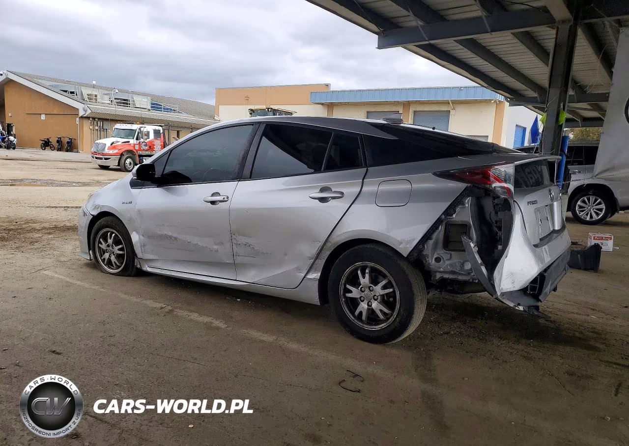 2017 Toyota Prius Three Touring VIN:JTDKARFU1H3036357 - 2