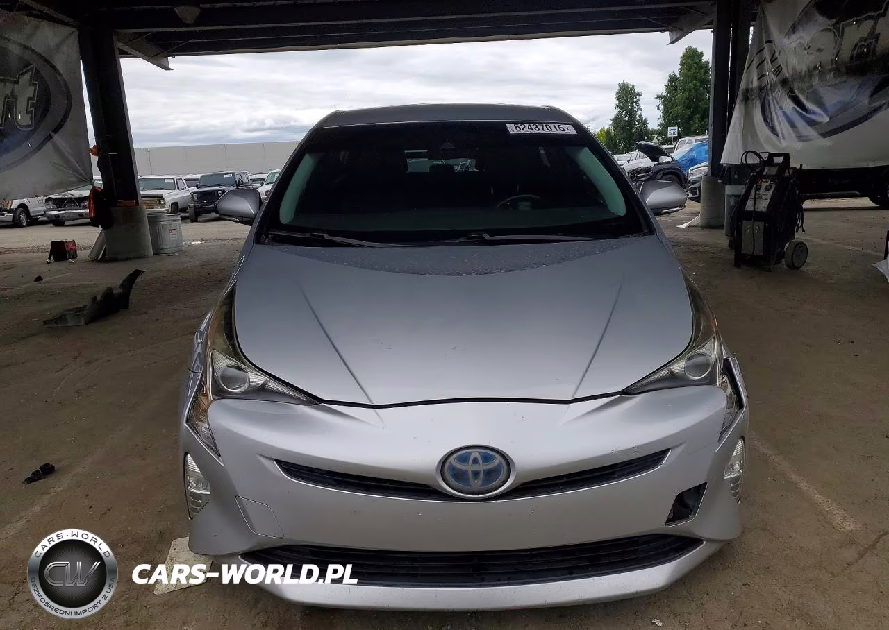 2017 Toyota Prius Three Touring VIN:JTDKARFU1H3036357 - 5