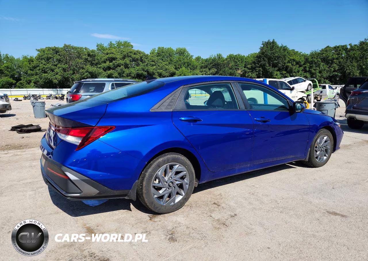 2024 Hyundai Elantra Sel VIN:KMHLM4DG6RU815420 - 3