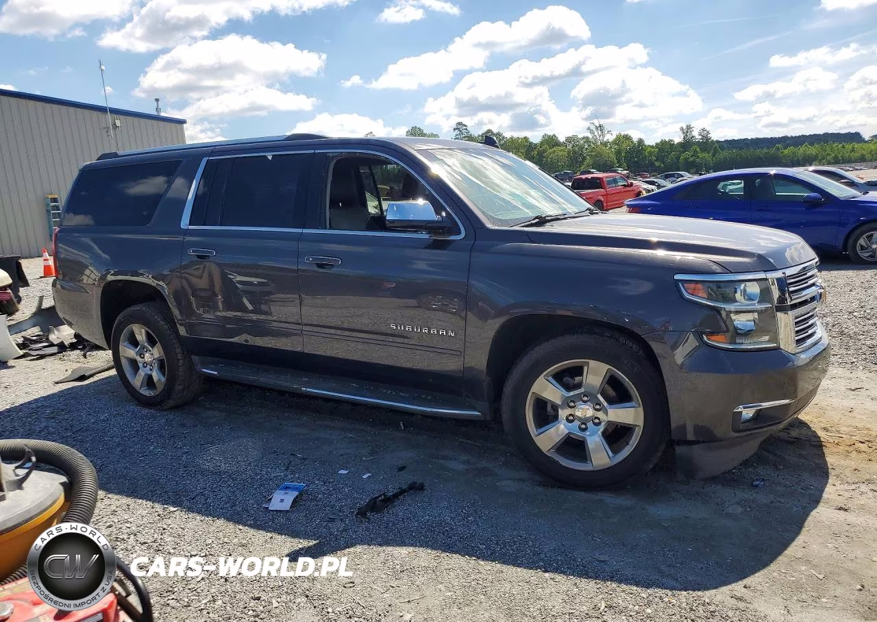 2018 Chevrolet Suburban C1500 Premier VIN:1GNSCJKC7JR199694 - 4