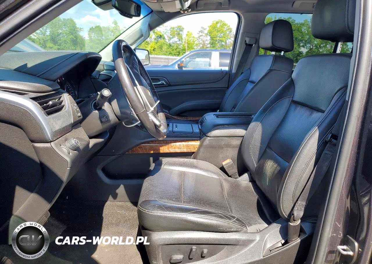 2018 Chevrolet Suburban C1500 Premier VIN:1GNSCJKC7JR199694 - 7