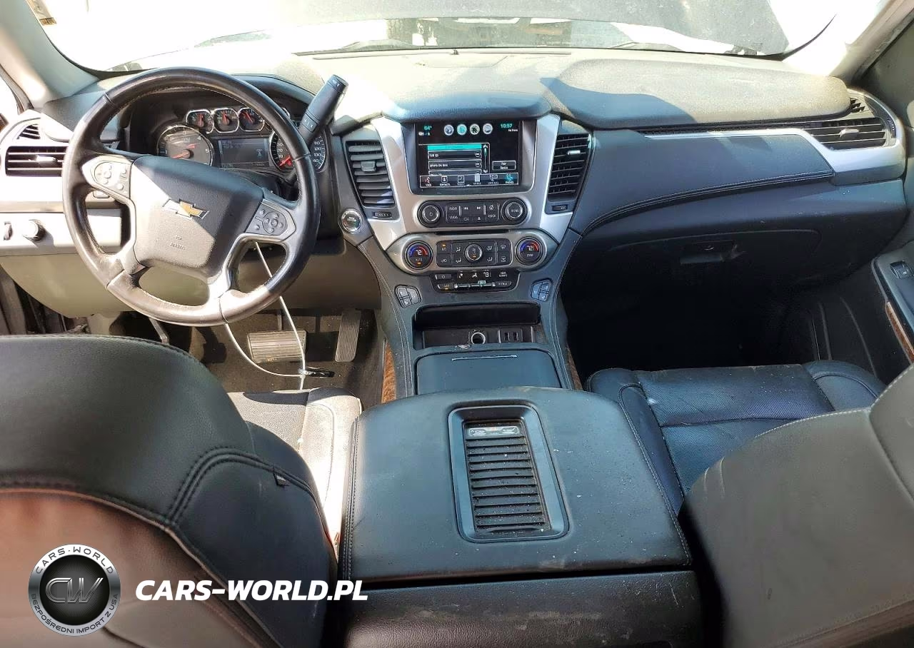 2018 Chevrolet Suburban C1500 Premier VIN:1GNSCJKC7JR199694 - 8