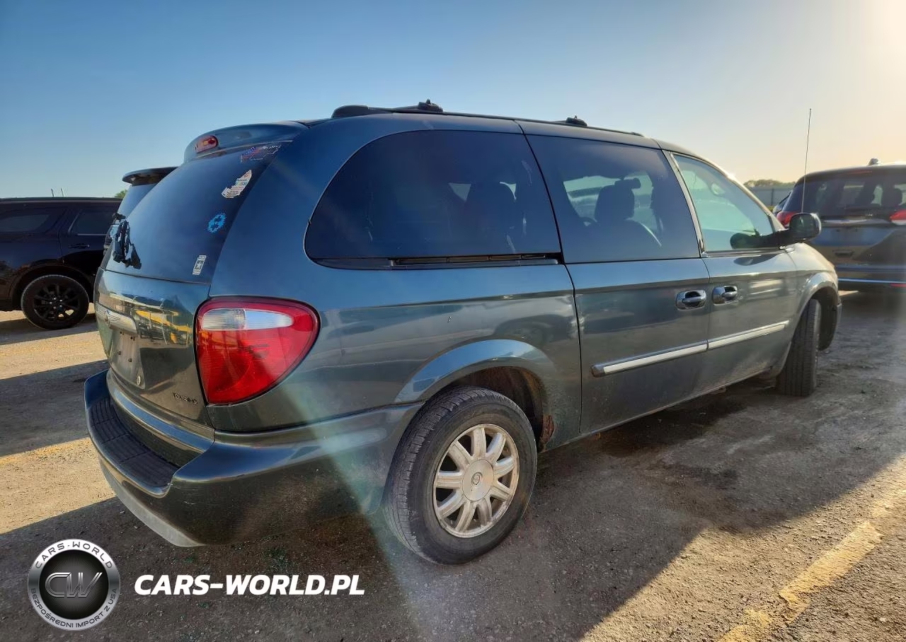2006 Chrysler Town & Country Touring VIN:2A4GP54L96R636341 - 3
