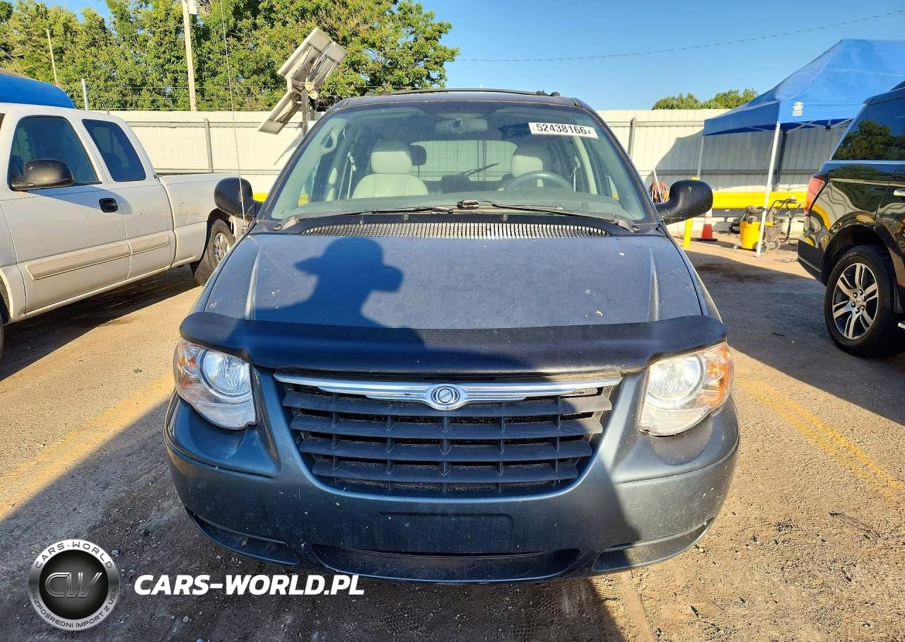 2006 Chrysler Town & Country Touring VIN:2A4GP54L96R636341 - 5