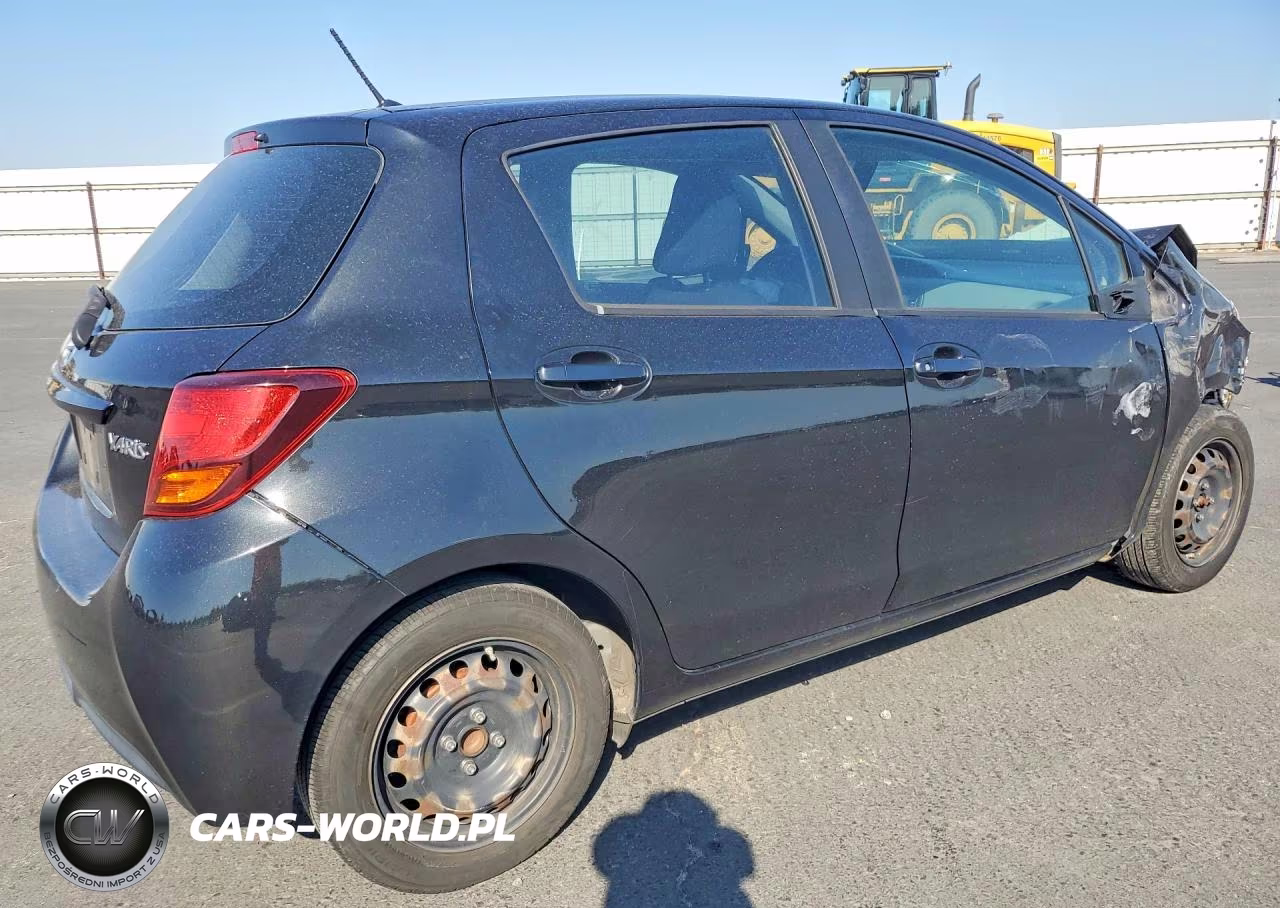 2015 Toyota Yaris 5-Door L VIN:VNKKTUD33FA047724 - 3