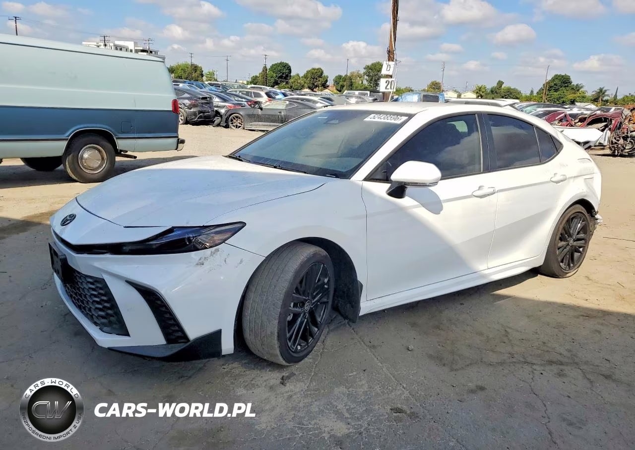 2025 Toyota Camry Se – zdjęcie 1 z 12