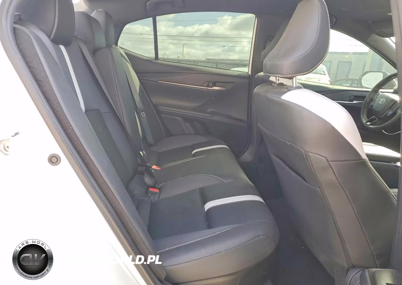 2025 Toyota Camry Se VIN:4T1DAACKXSU113320 - 10
