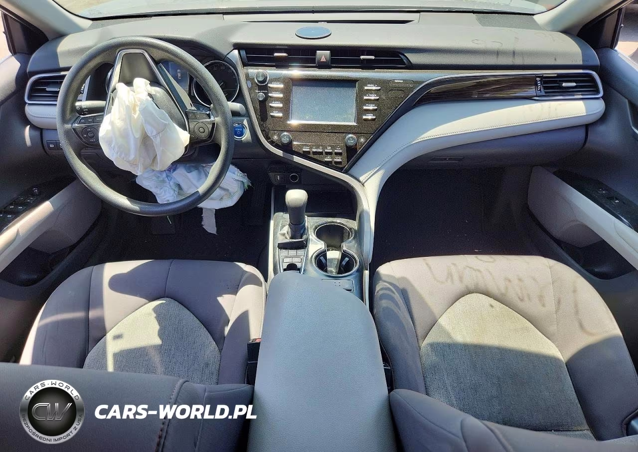 2019 Toyota Camry Le VIN:4T1B31HK9KU512391 - 8