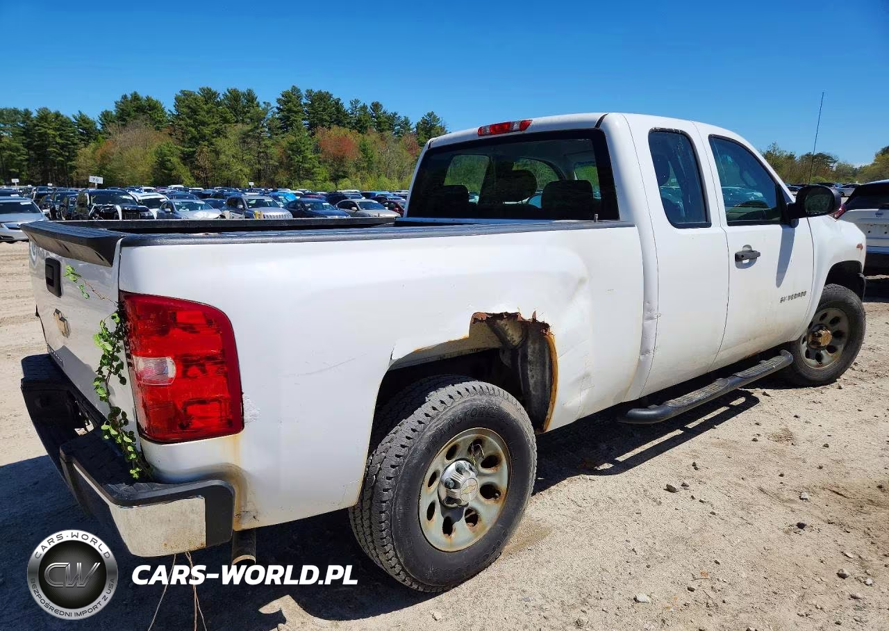 2010 Chev Silverado 1500 VIN:1GCSCPEX2AZ192338 - 3