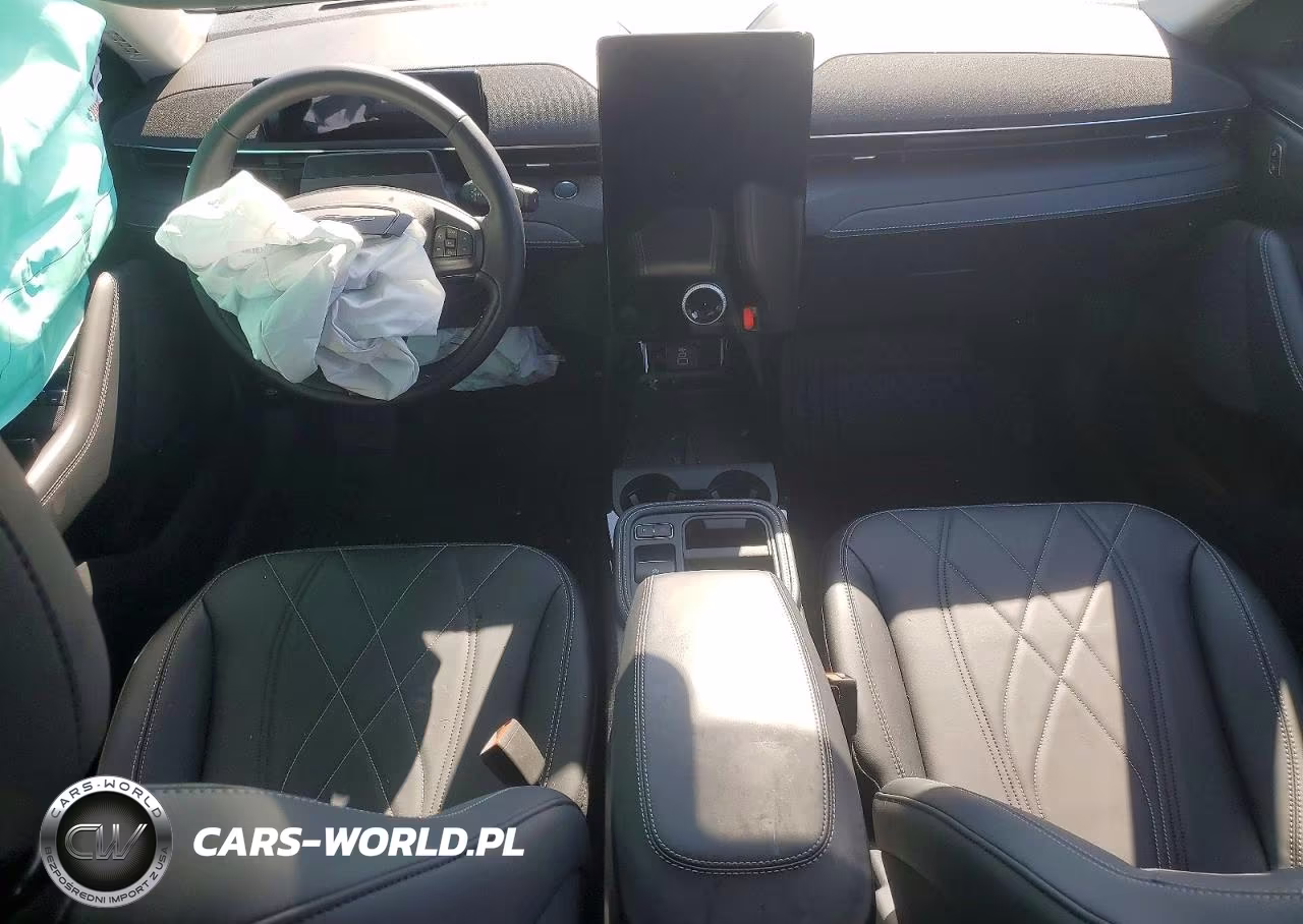 2025 Ford Mustang Mach-E Select VIN:3FMTK1R49SMA19905 - 8