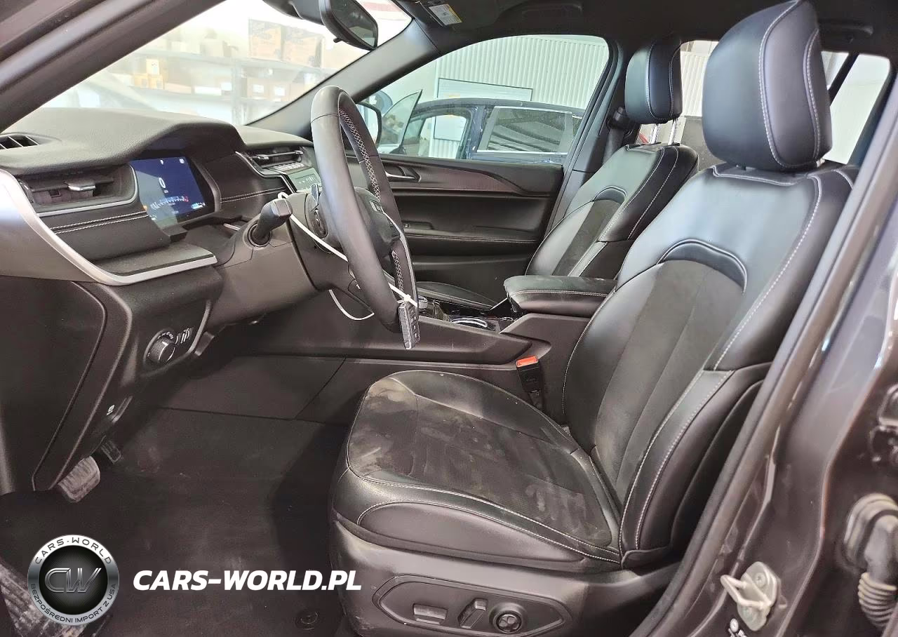 2023 Jeep Grand Cherokee Laredo VIN:1C4RJHAG3P8866835 - 7