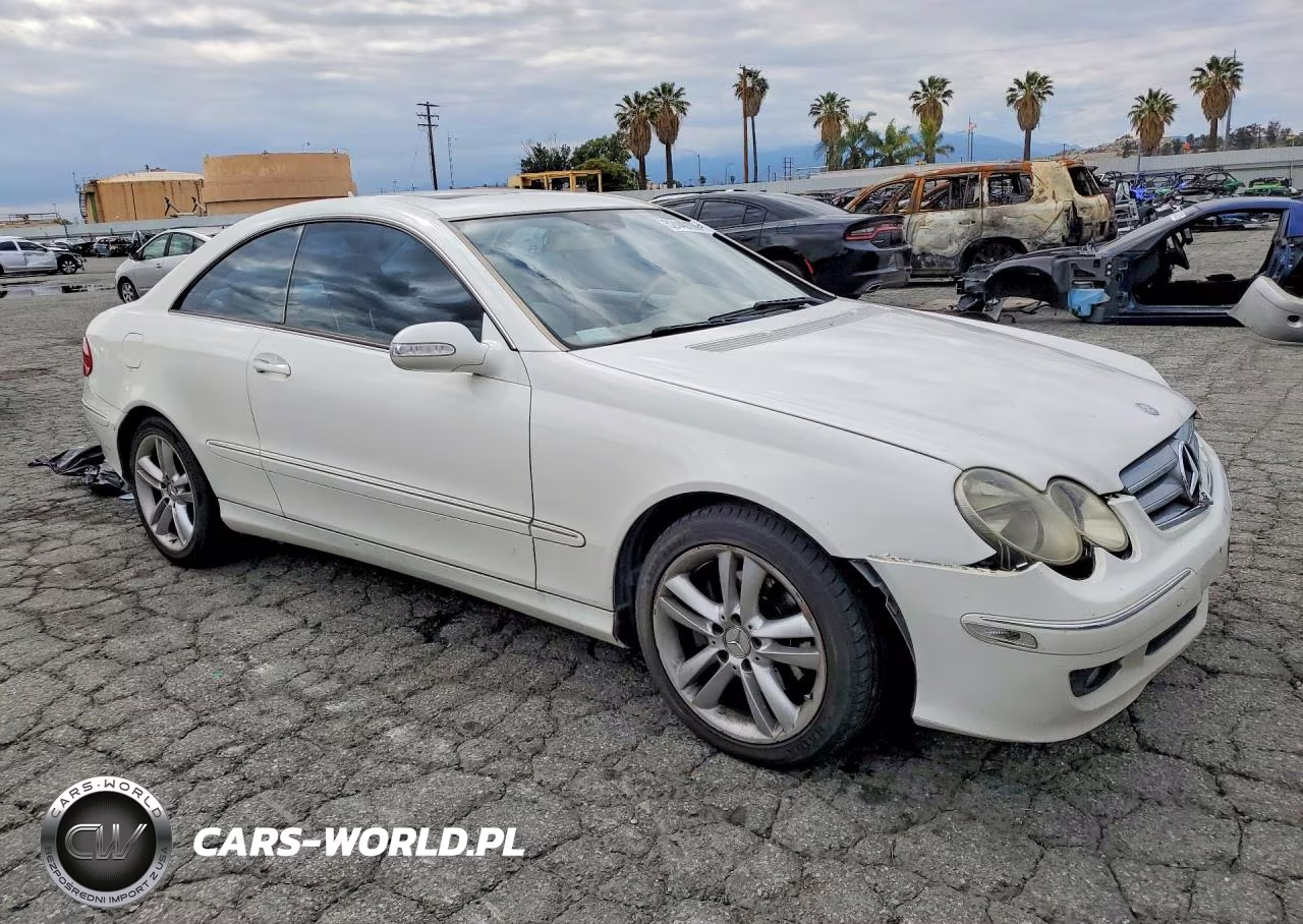 2007 Mercedes-Benz Clk 350 VIN:WDBTJ56H27F212800 - 4