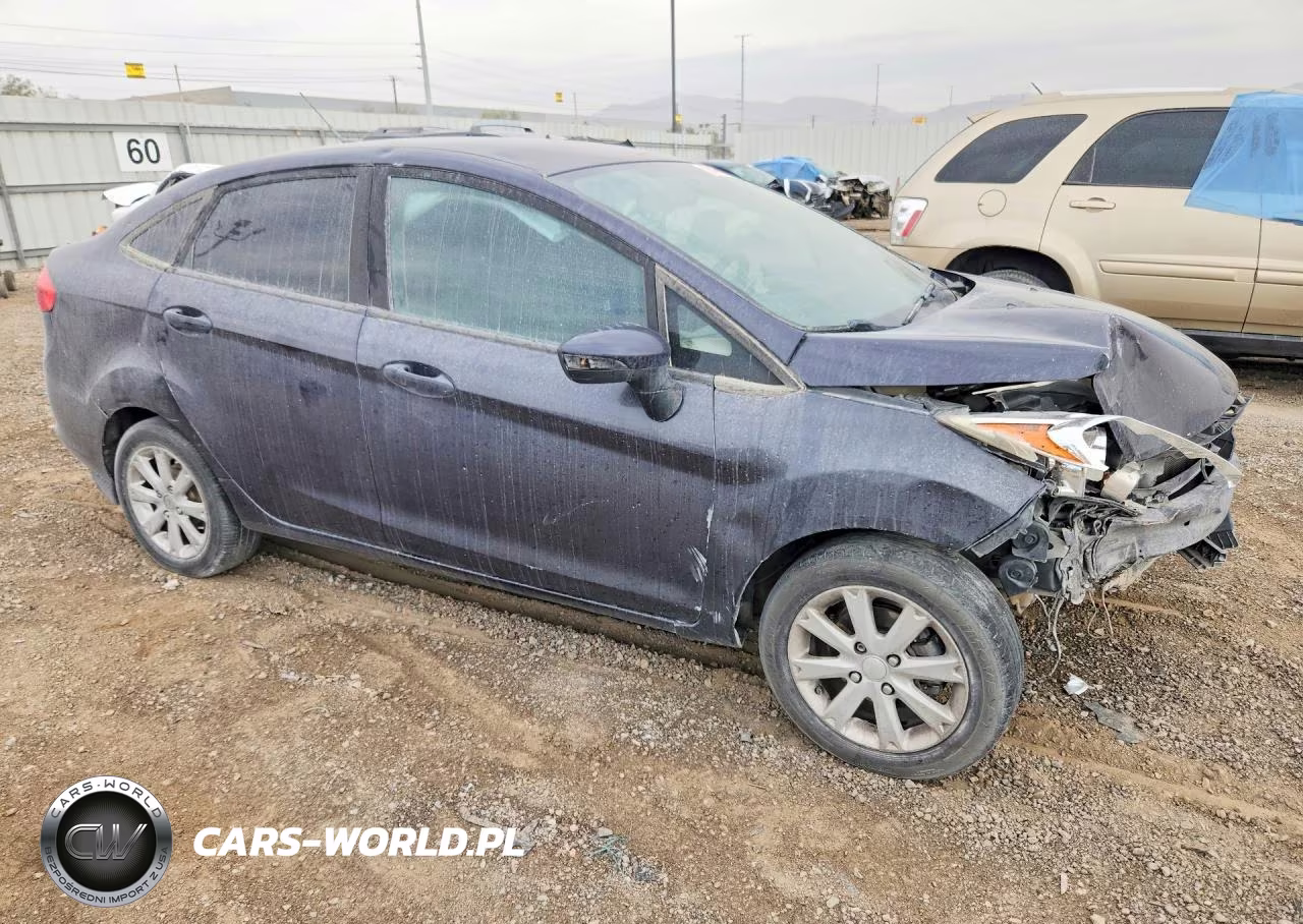 2013 Ford Fiesta Se VIN:3FADP4BJ3DM147223 - 4