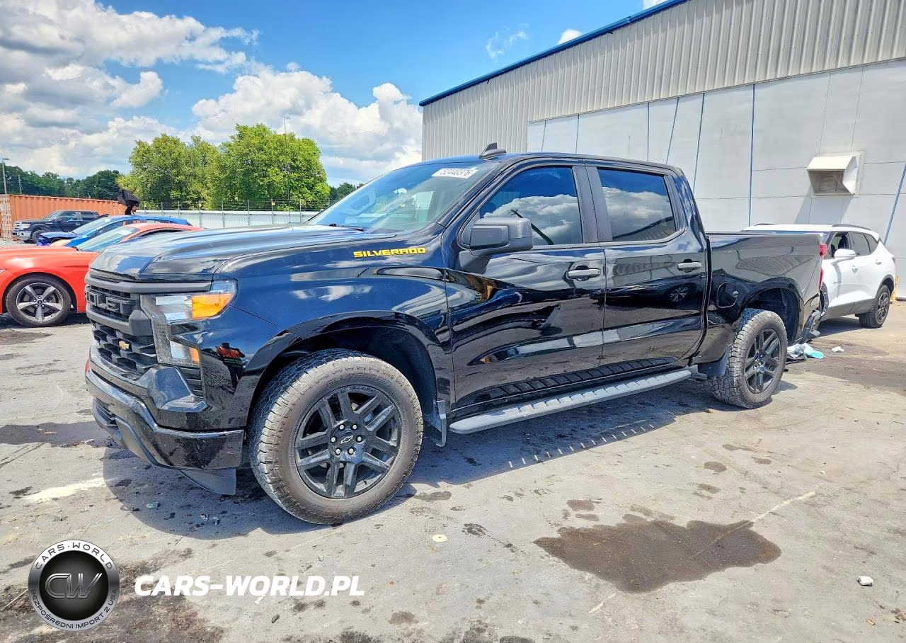 2022 Chevrolet Silverado C1500 Custom