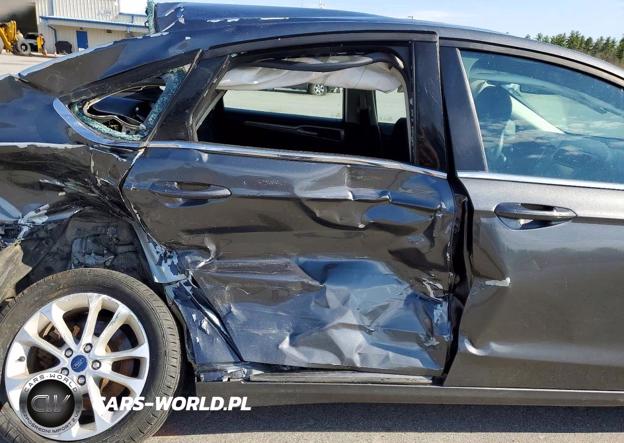 2020 Ford Fusion Se VIN:3FA6P0LU9LR158125 - 10