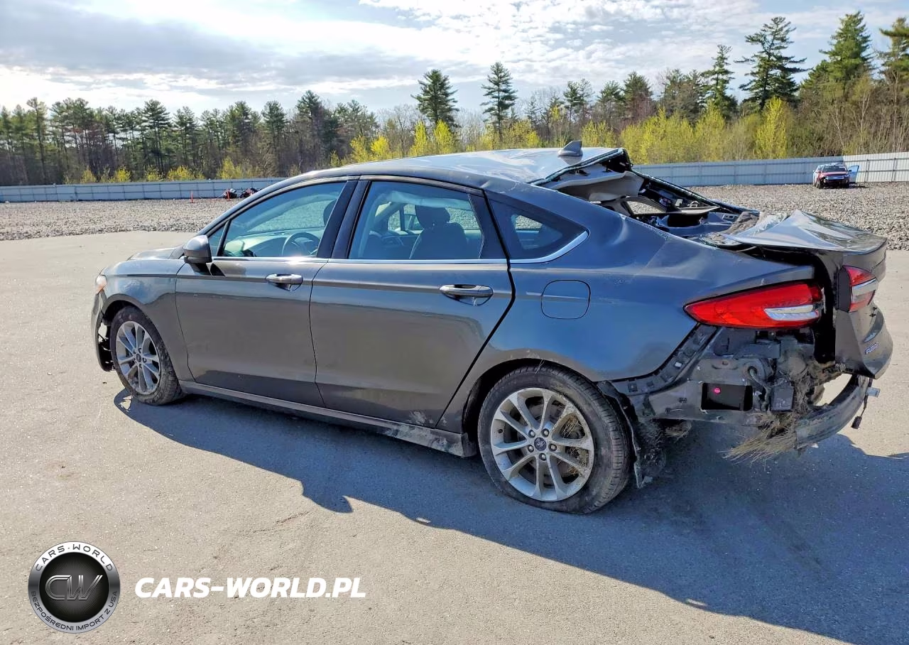 2020 Ford Fusion Se VIN:3FA6P0LU9LR158125 - 2