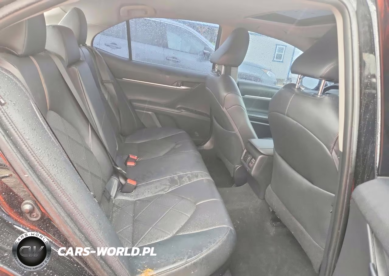 2019 Toyota Camry Hybrid Xle VIN:4T1B21HK7KU518757 - 10