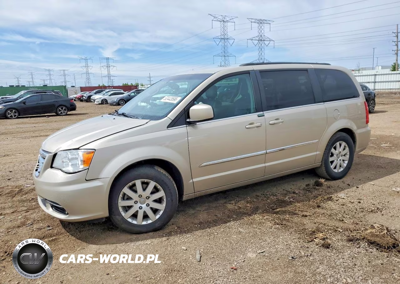 2015 Chrysler Town & Country Touring