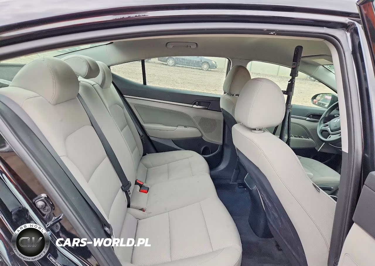 2018 Hyundai Elantra Sel VIN:5NPD84LF1JH395229 - 10