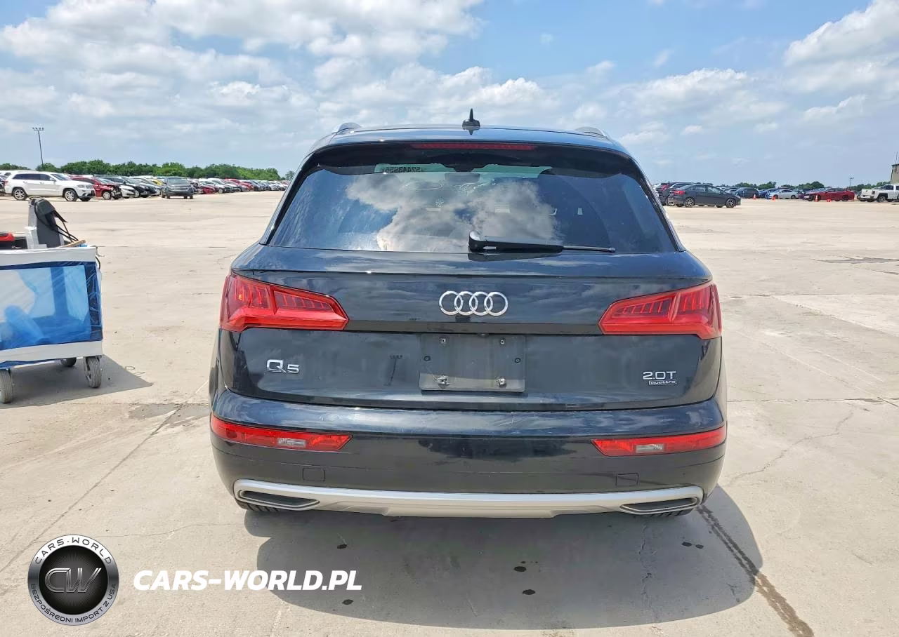 2018 Audi Q5 Premium VIN:WA1ANAFY0J2119630 - 6