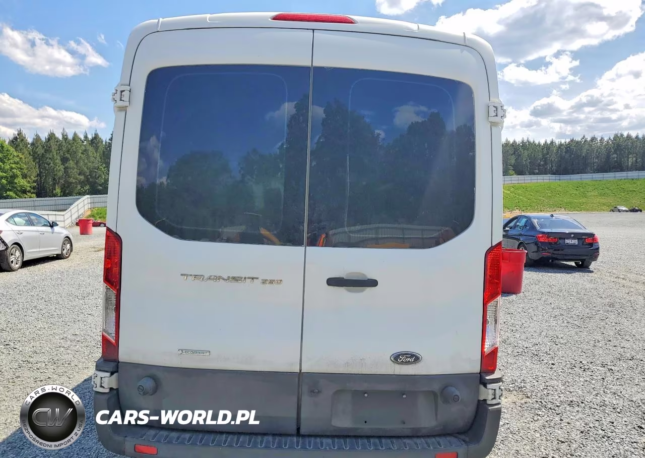 2016 Ford Transit T-250 VIN:1FTYR2DG8GKA24623 - 6