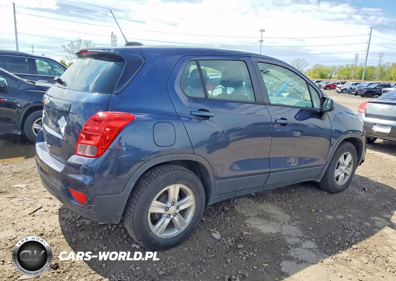 2019 Chevrolet Trax Ls VIN:3GNCJKSB7KL312009 - 3