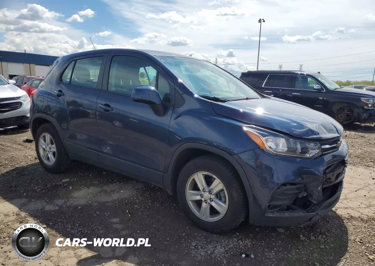 2019 Chevrolet Trax Ls VIN:3GNCJKSB7KL312009 - 4