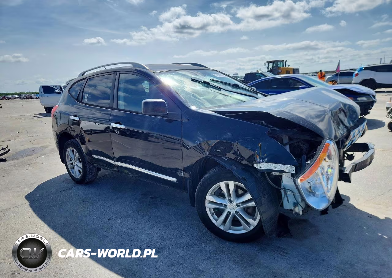2015 Nissan Rogue Select S VIN:JN8AS5MT5FW164158 - 4