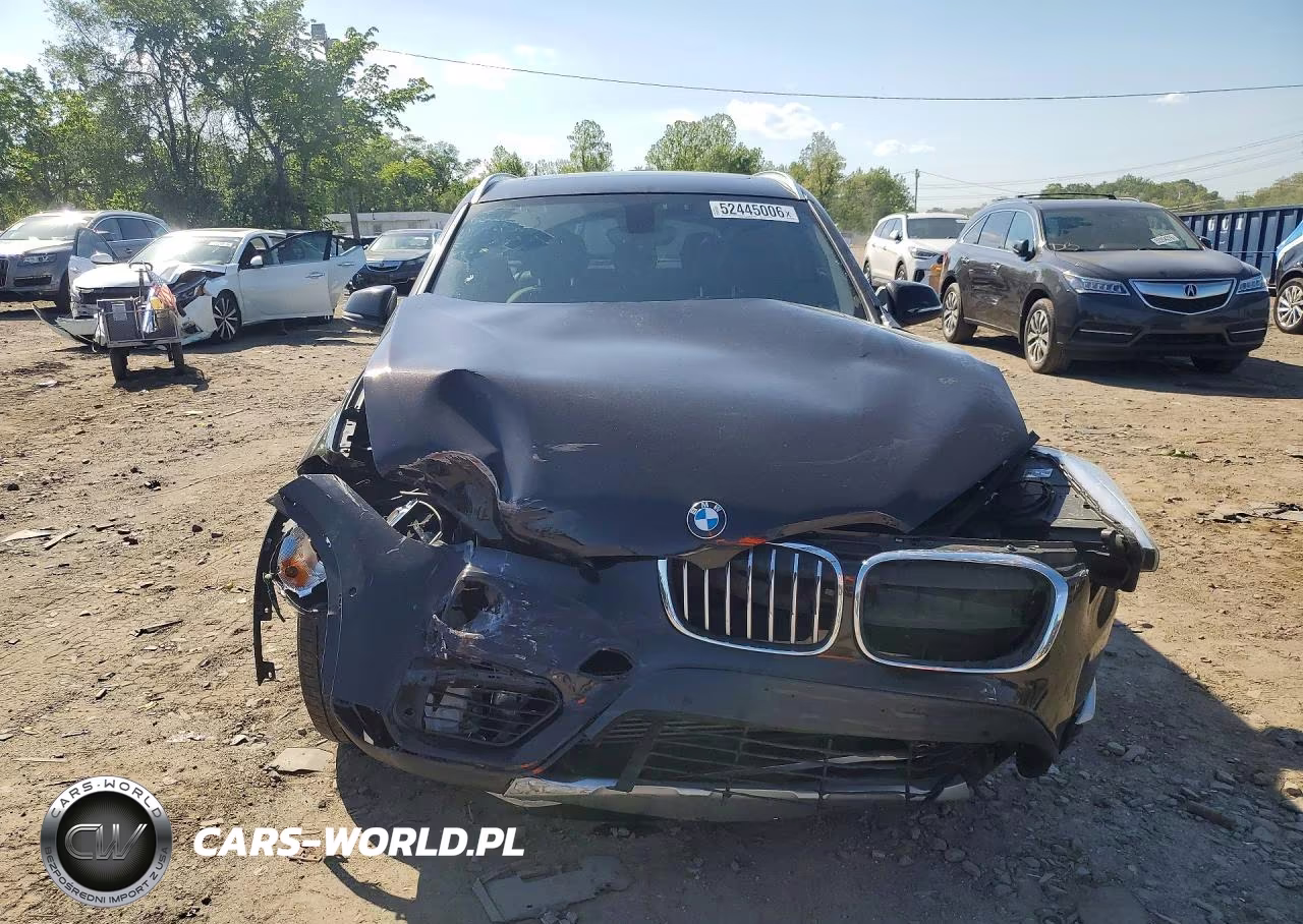 2018 BMW X1 xDrive28I VIN:WBXHT3C31J5L33719 - 5