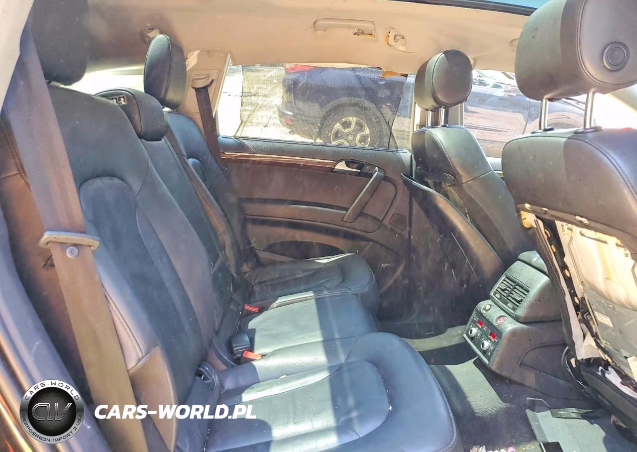 2015 Audi Q7 Premium Plus VIN:WA1LGAFE6FD008715 - 11