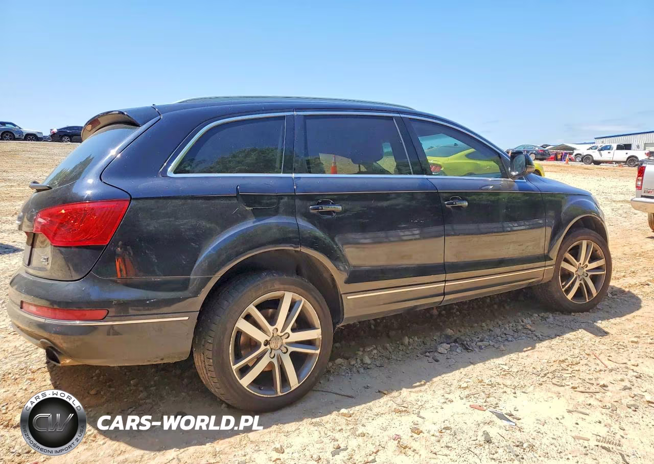 2015 Audi Q7 Premium Plus VIN:WA1LGAFE6FD008715 - 3