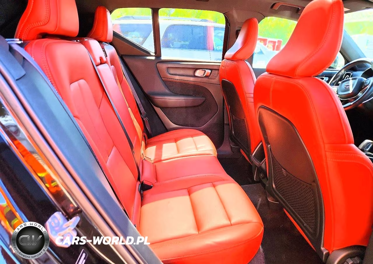 2019 Volvo Xc40 T5 Momentum VIN:YV4162XZ1K2014271 - 11