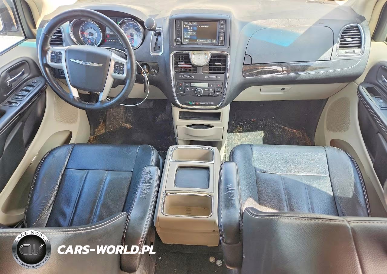 2015 Chrysler Town & Country VIN:2C4RC1BG5FR589172 - 8