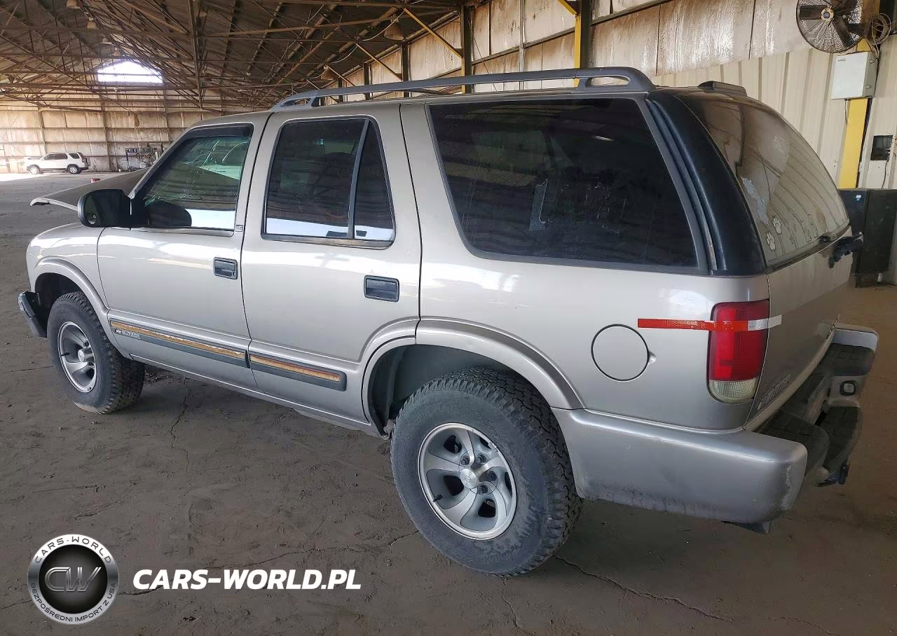 2001 Chev Blazer VIN:1GNCS13W71K266688 - 2
