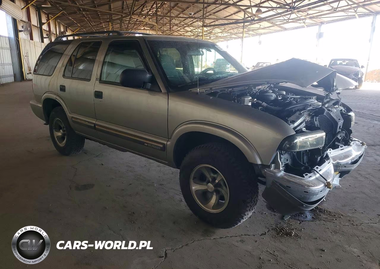 2001 Chev Blazer VIN:1GNCS13W71K266688 - 4