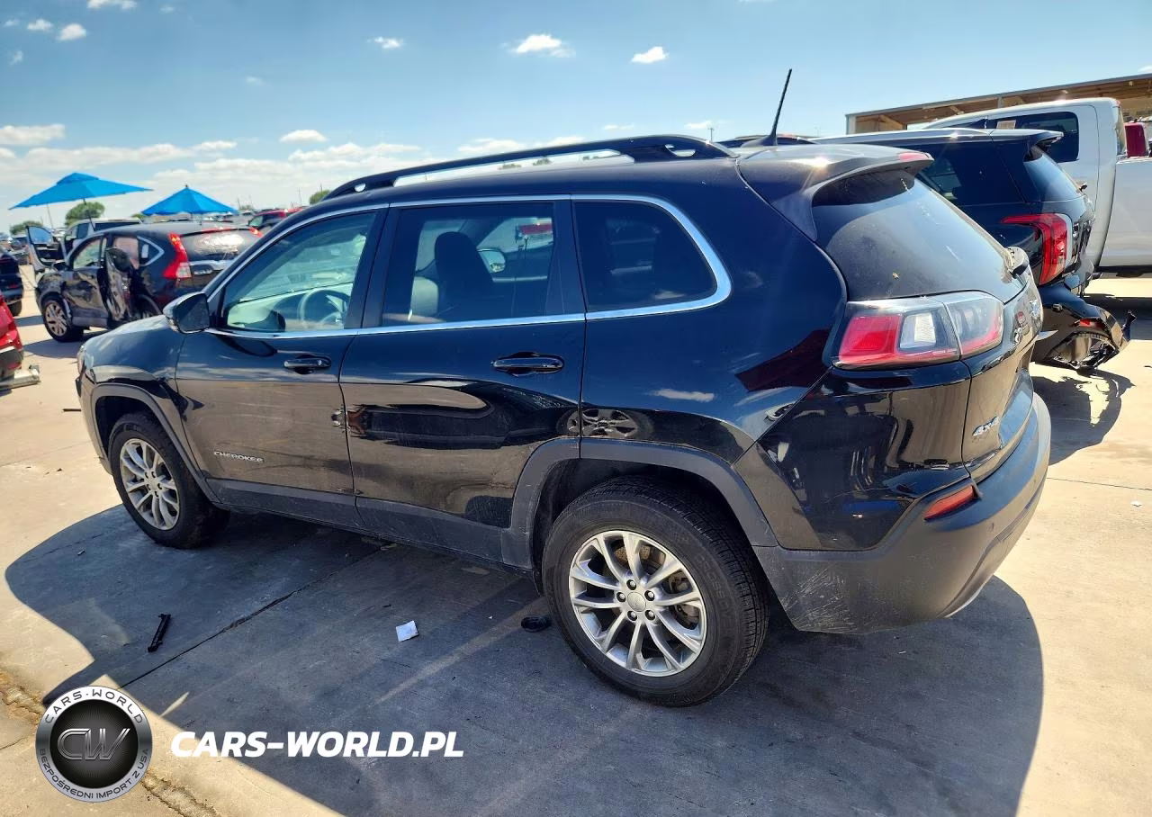 2022 Jeep Cherokee Latitude Lux VIN:1C4PJMMXXND515369 - 2